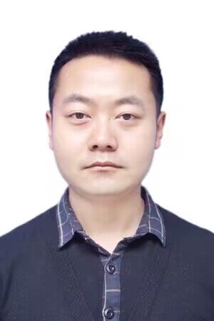 教育科学系综合办工作人员  于耀翔