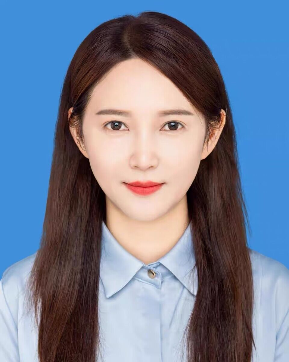 杨惟萱 教务科副科长