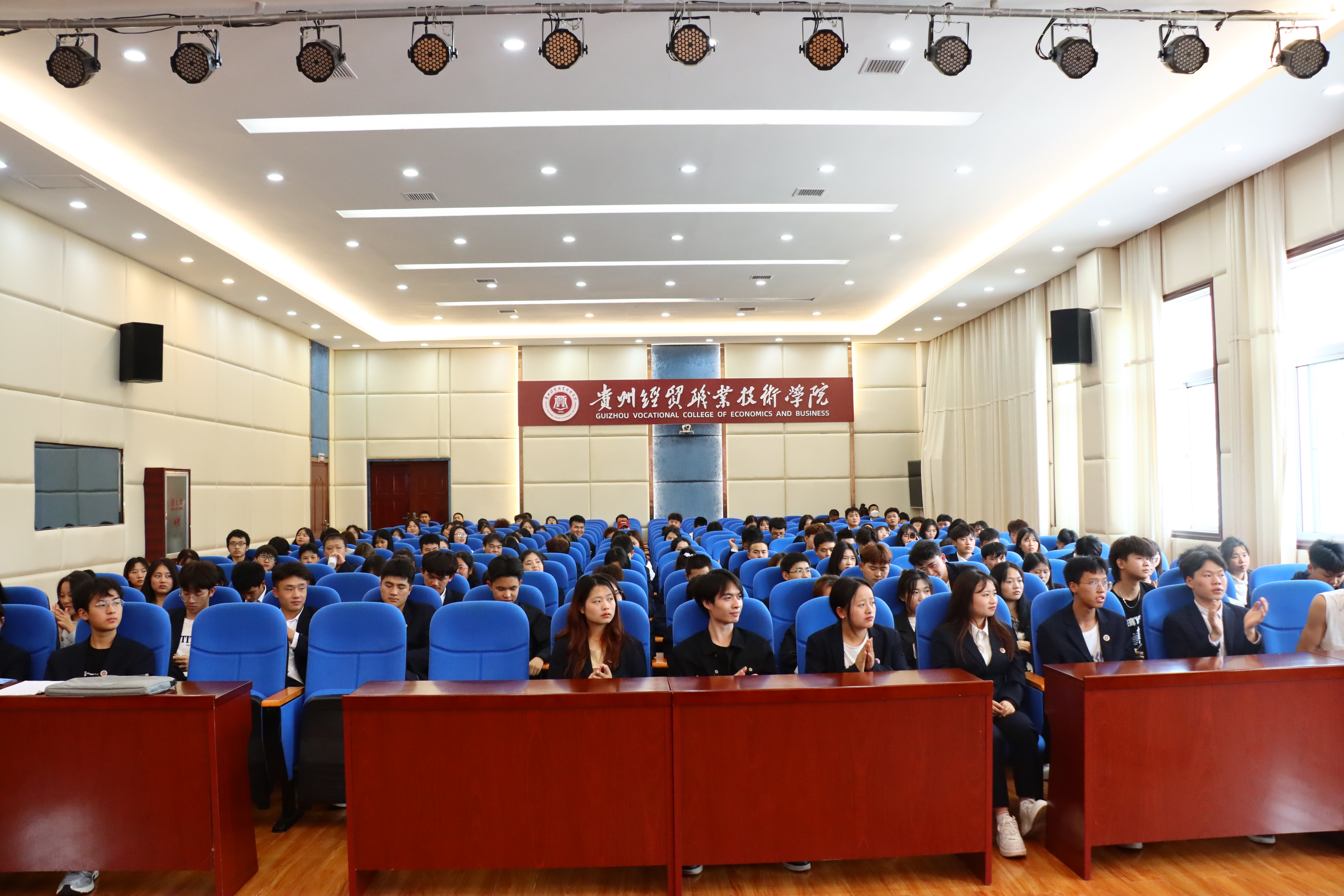 图片10.png